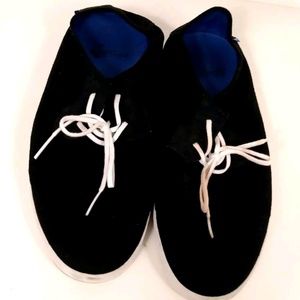 Vans black Mens sz 12.    (2S3E)